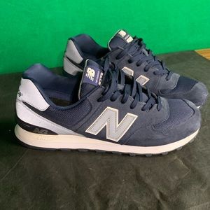 New Balance navy blue 574’s